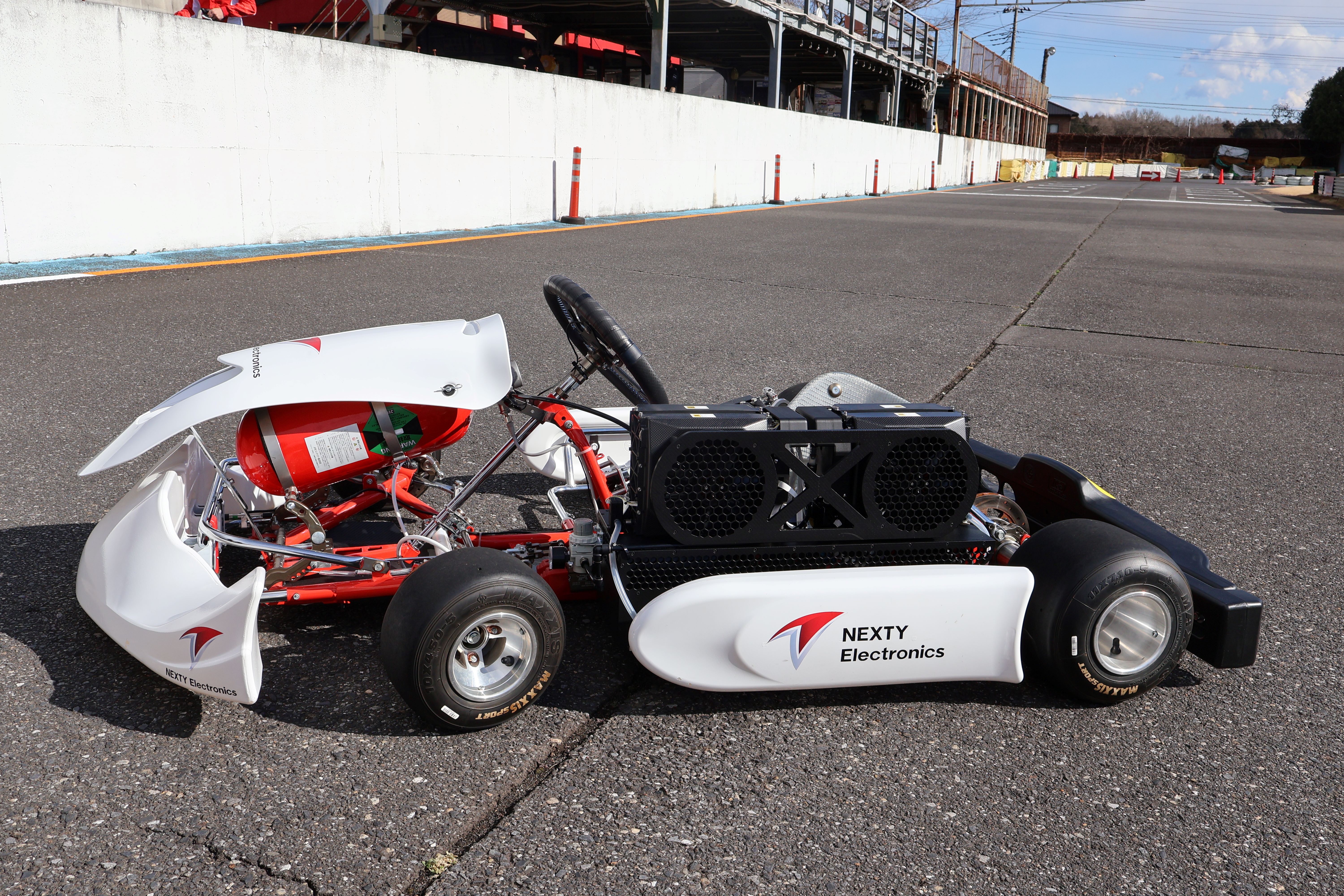 ネクスティ エレクトロニクス「実感！ワクワクする未来 すごいぞ水素