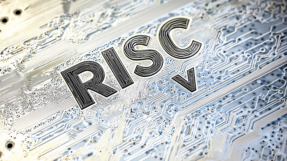 インフィニオン、3 つの新たなソフトウェア バンドルでDRIVECORE ポートフォリオを拡充し、将来の RISC-V車載MCUへの顧客の移行を加速